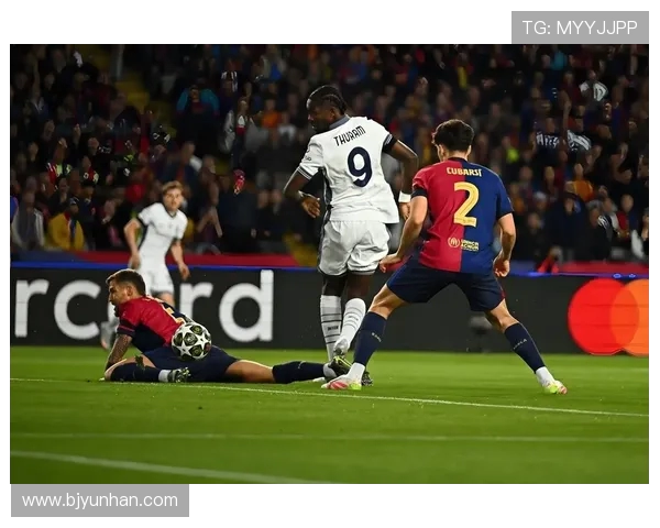 利物浦与巴萨对决前瞻分析缺阵球员影响及战术调整探讨