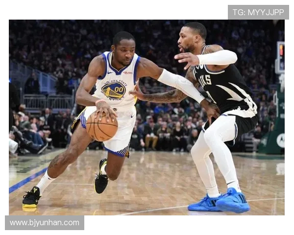 勇士与雄鹿在季后赛中对决几场比赛的精彩回顾与分析