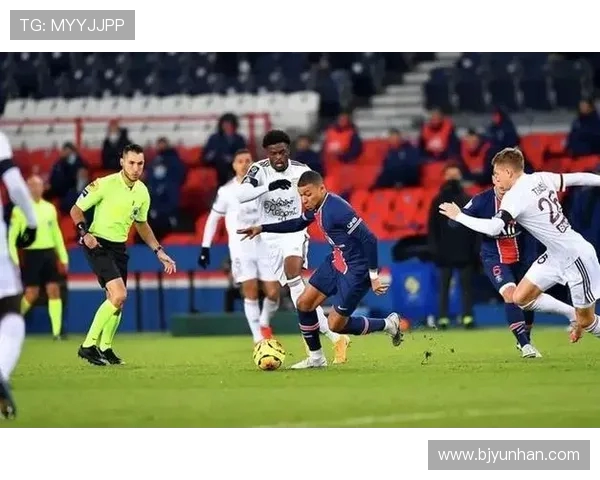 巴黎日耳曼与拜仁精彩对决视频回放全程回顾与分析