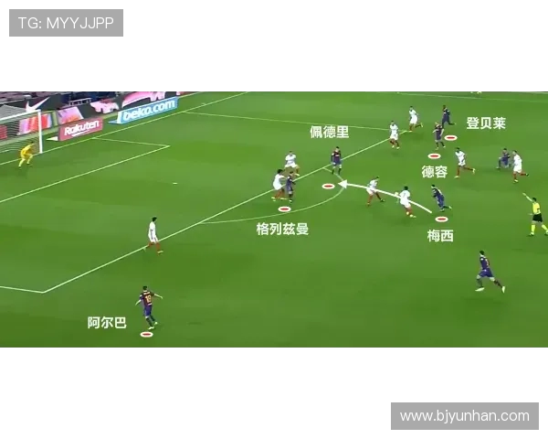 梅西助力巴黎逆转巴萨四比一晋级八强展现王者风范