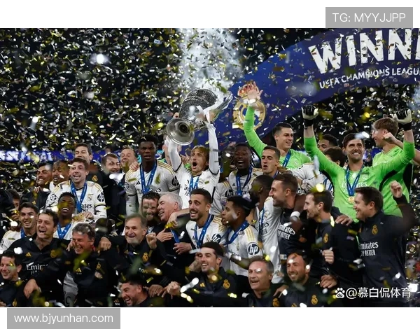 欧冠决赛场地风波温布利草坪质量引发球员集体不满与吐槽