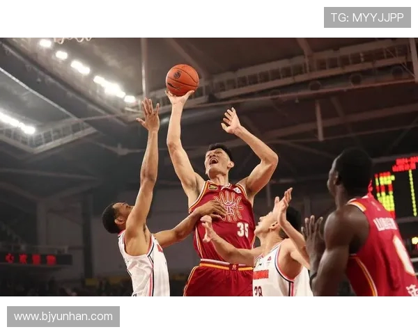 福建浔兴迎战广东宏远全力争胜激战即将上演篮球迷不容错过的精彩对决 福建浔兴迎战广东宏远全力争胜激战即将上演篮球迷不容错过的精彩对决