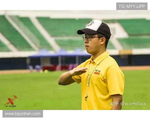 南京飞盘队在世界攀岩锦标赛中的默契配合与精彩表现分析 南京飞盘队在世界攀岩锦标赛中的默契配合与精彩表现分析