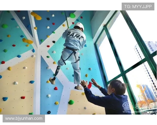 城市马拉松赛事中的杭州攀岩队灵活性表现引发热议与思考