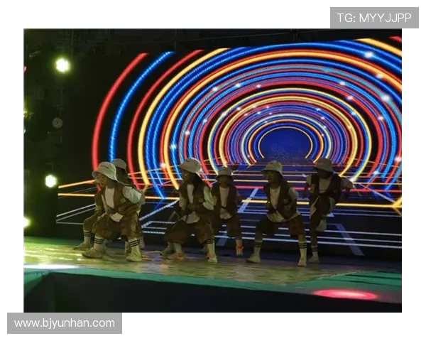 西安街舞队的灵活性探讨与街舞文化的深度融合之路 西安街舞队的灵活性探讨与街舞文化的深度融合之路